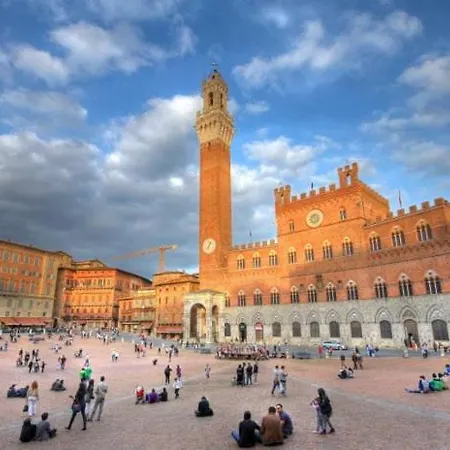 Fuga D'archi 公寓 *