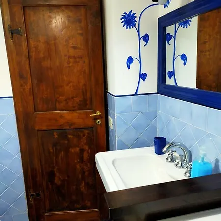 Fuga D'archi 公寓 *